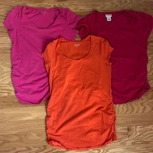 M maternity solid t shirt bundle